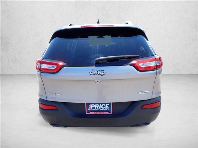 Used 2018 Jeep Cherokee Latitude Plus w/ Cold Weather Group AWD/4WD video 3