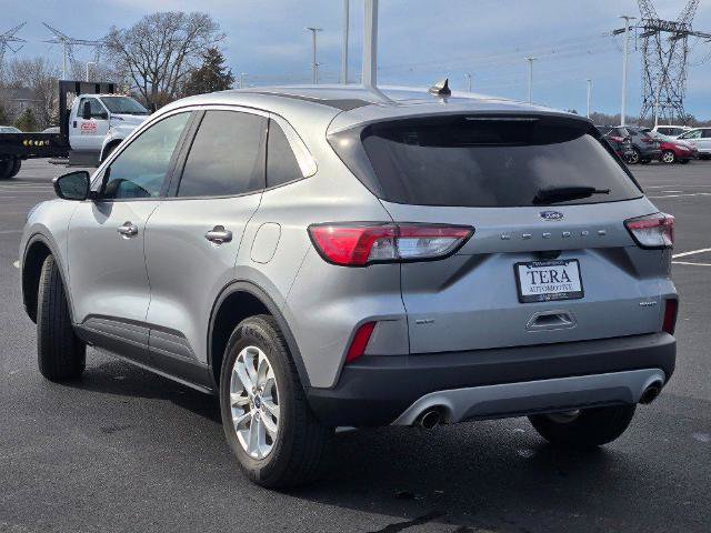 Certified 2022 Ford Escape SE w/ Convenience Package AWD/4WD image 16