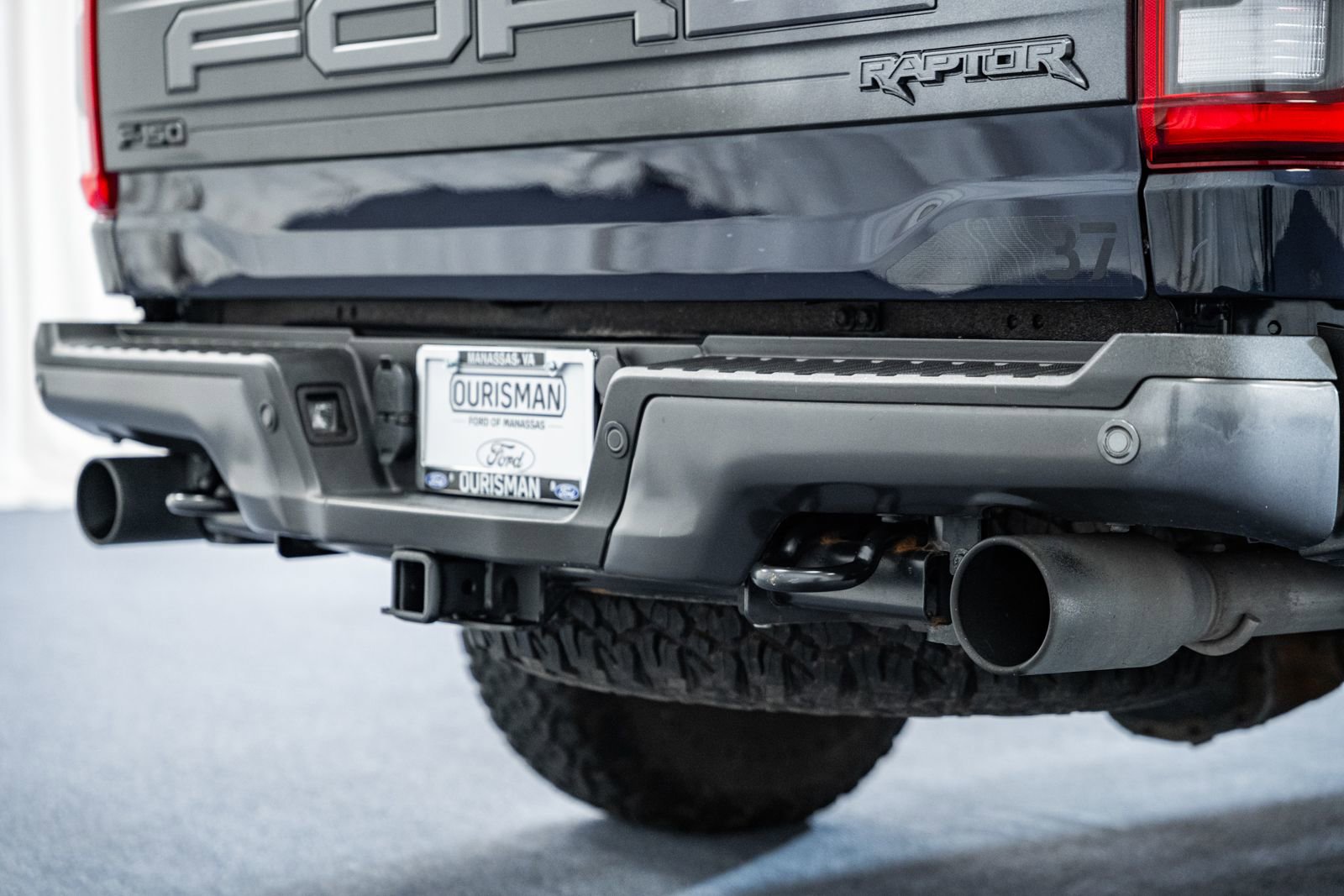 Certified 2022 Ford F150 Raptor w/ Raptor 37 Performance Package image 23