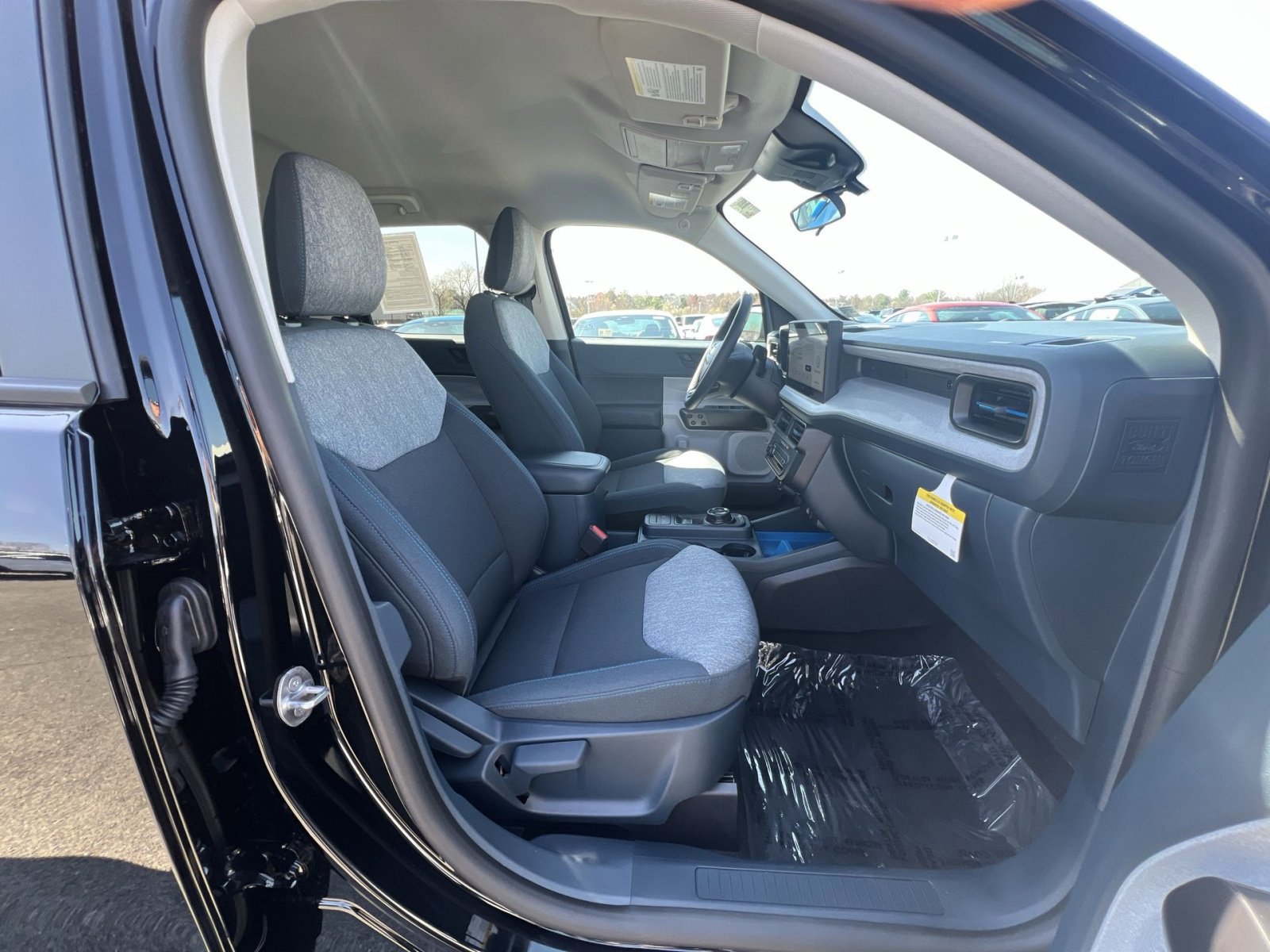 Certified 2025 Ford Maverick XLT w/ XLT Luxury Package image 26