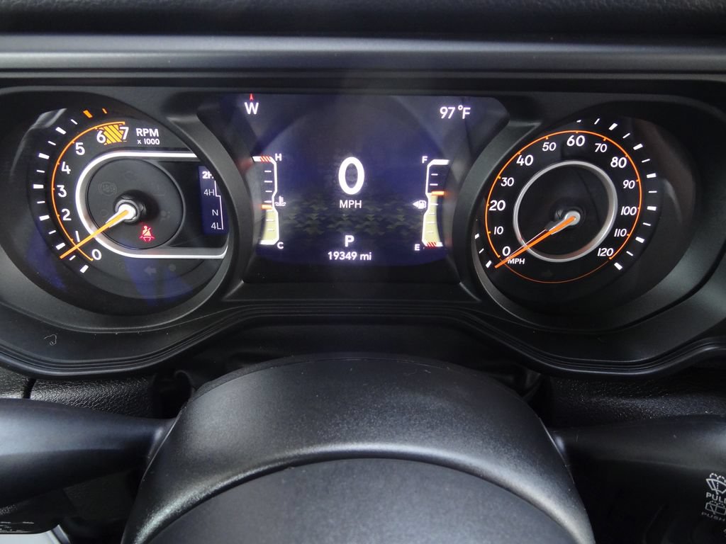 Used 2024 Jeep Wrangler Unlimited Sport AWD/4WD image 17