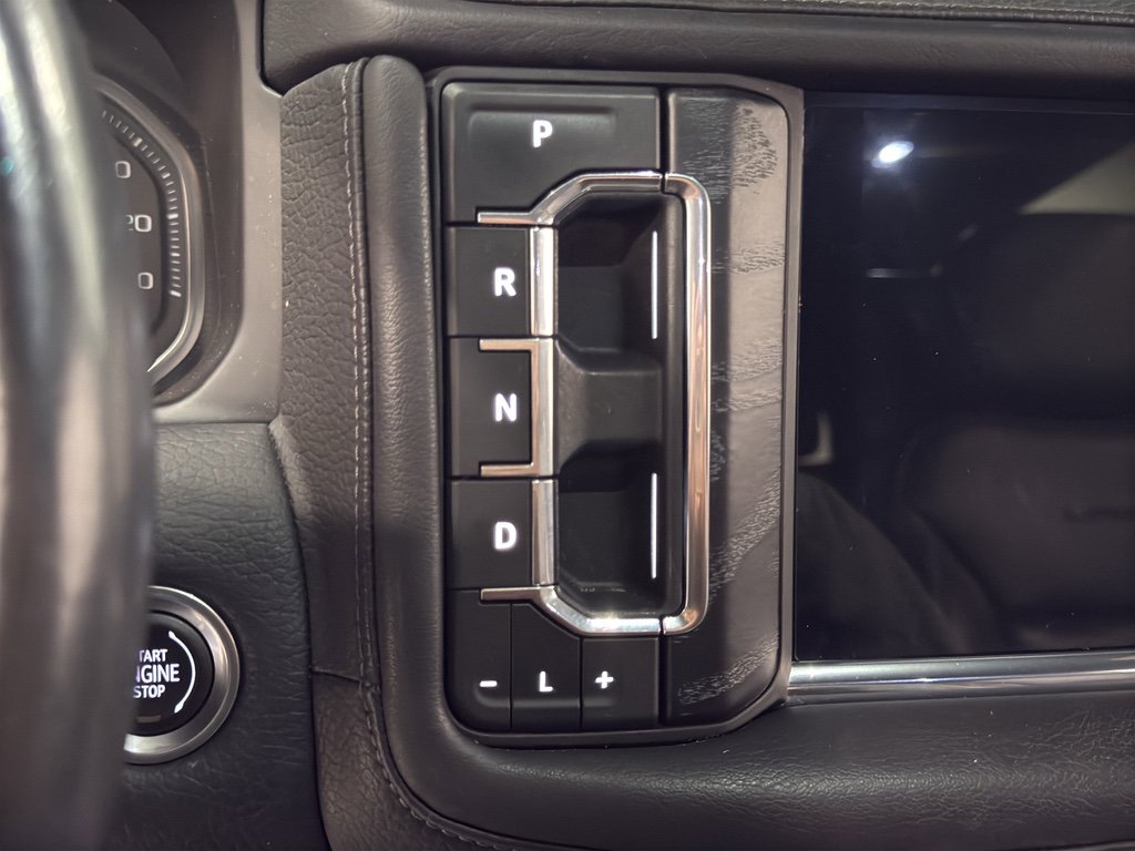 Used 2021 GMC Yukon XL Denali w/ Denali Ultimate Package image 13