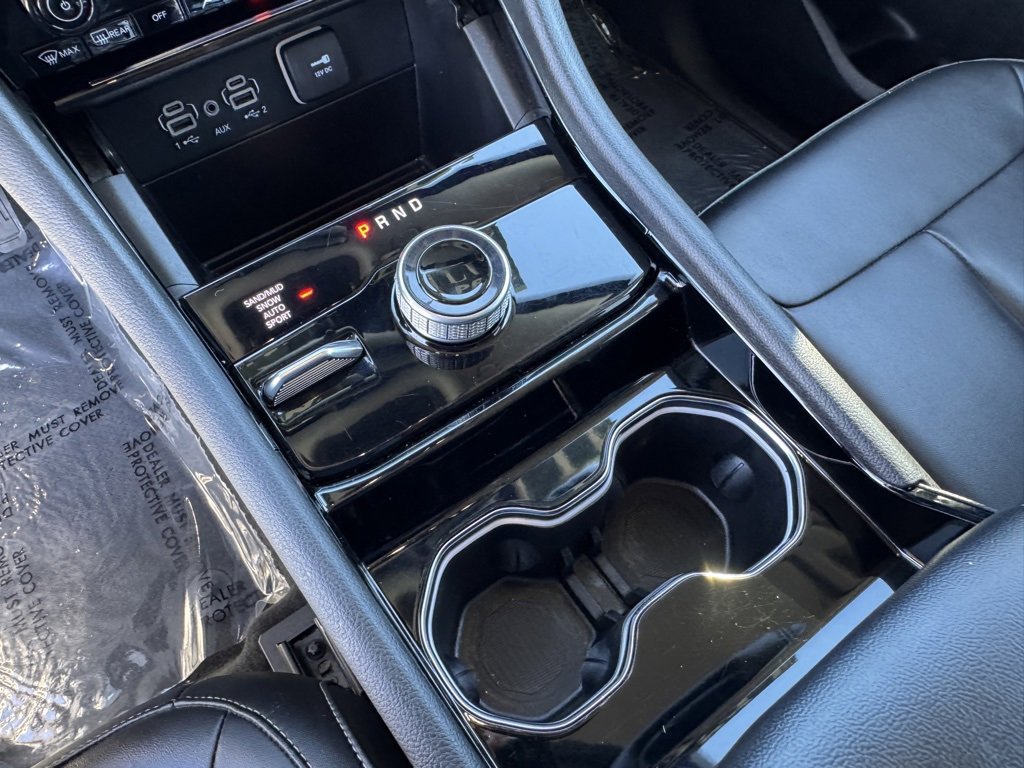 Used 2023 Jeep Grand Cherokee Limited image 24