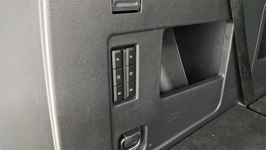 Certified 2024 Ford Expedition XLT image 7