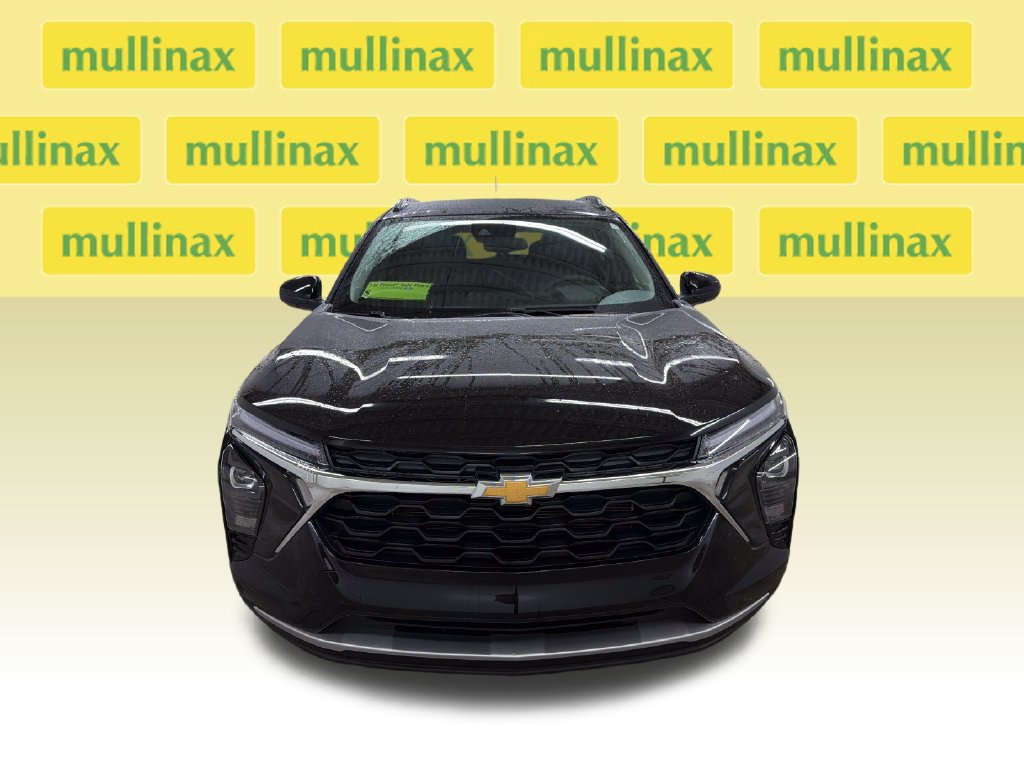 Used 2025 Chevrolet Trax LT FWD image 15