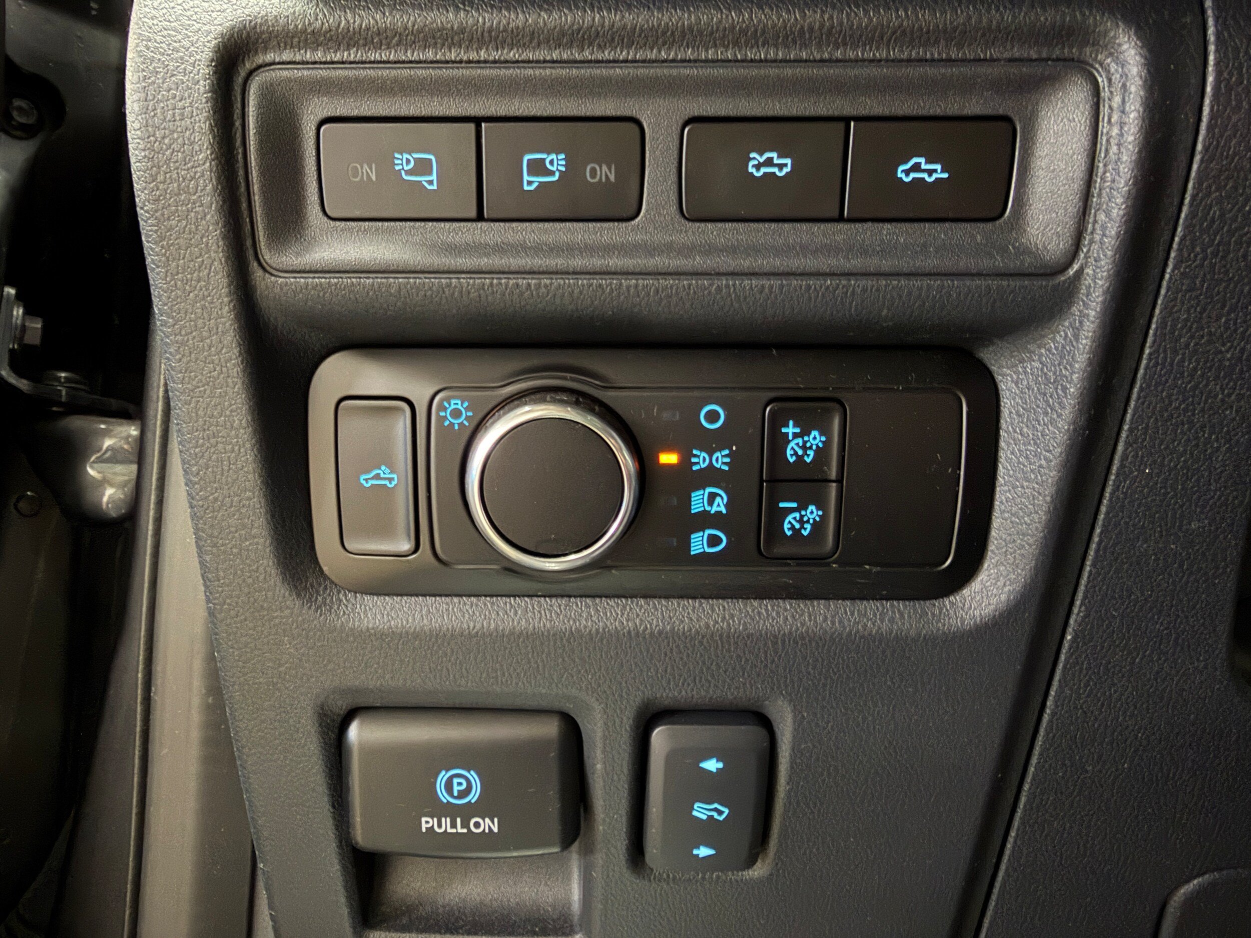 Certified 2024 Ford F150 Lightning Lariat AWD/4WD image 17