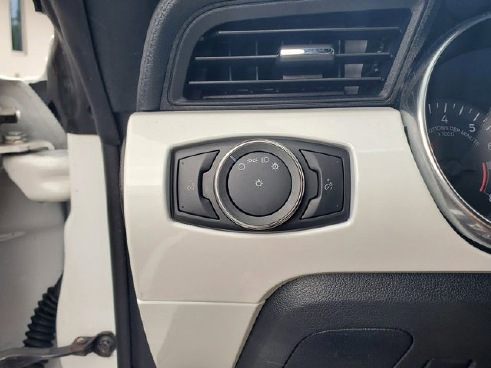 Certified 2019 Ford Mustang Coupe w/ Ecoboost Performance Package RWD image 15