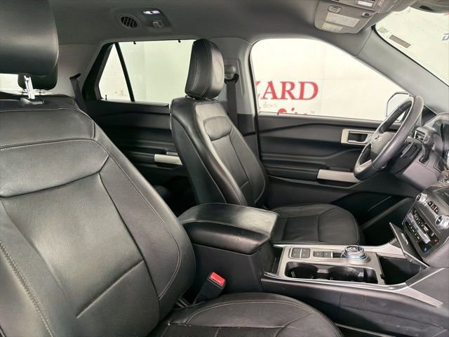 Certified 2020 Ford Explorer Limited w/ Class III Trailer Tow Package image 16