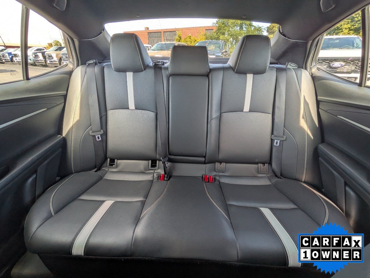 Used 2025 Toyota Camry SE FWD image 15