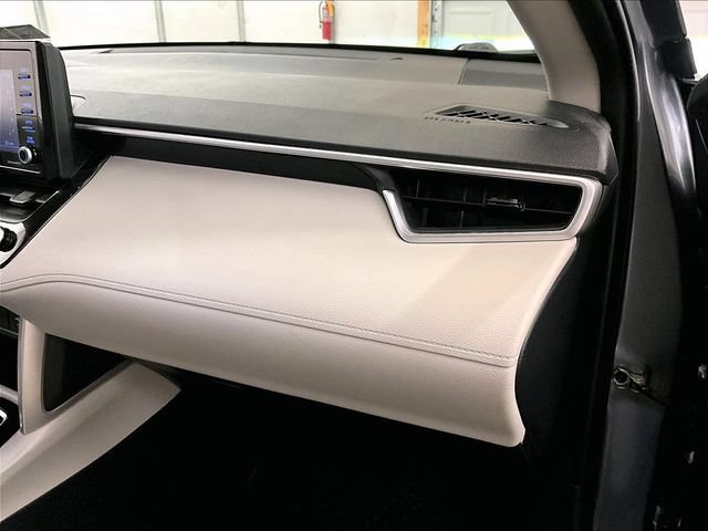 Used 2022 Toyota Corolla Cross L FWD image 15