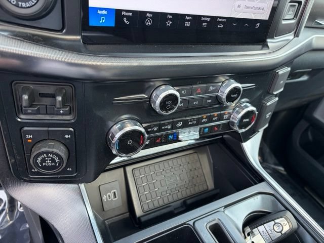 Certified 2025 Ford F150 Platinum w/ Equipment Group 702A High AWD/4WD image 26