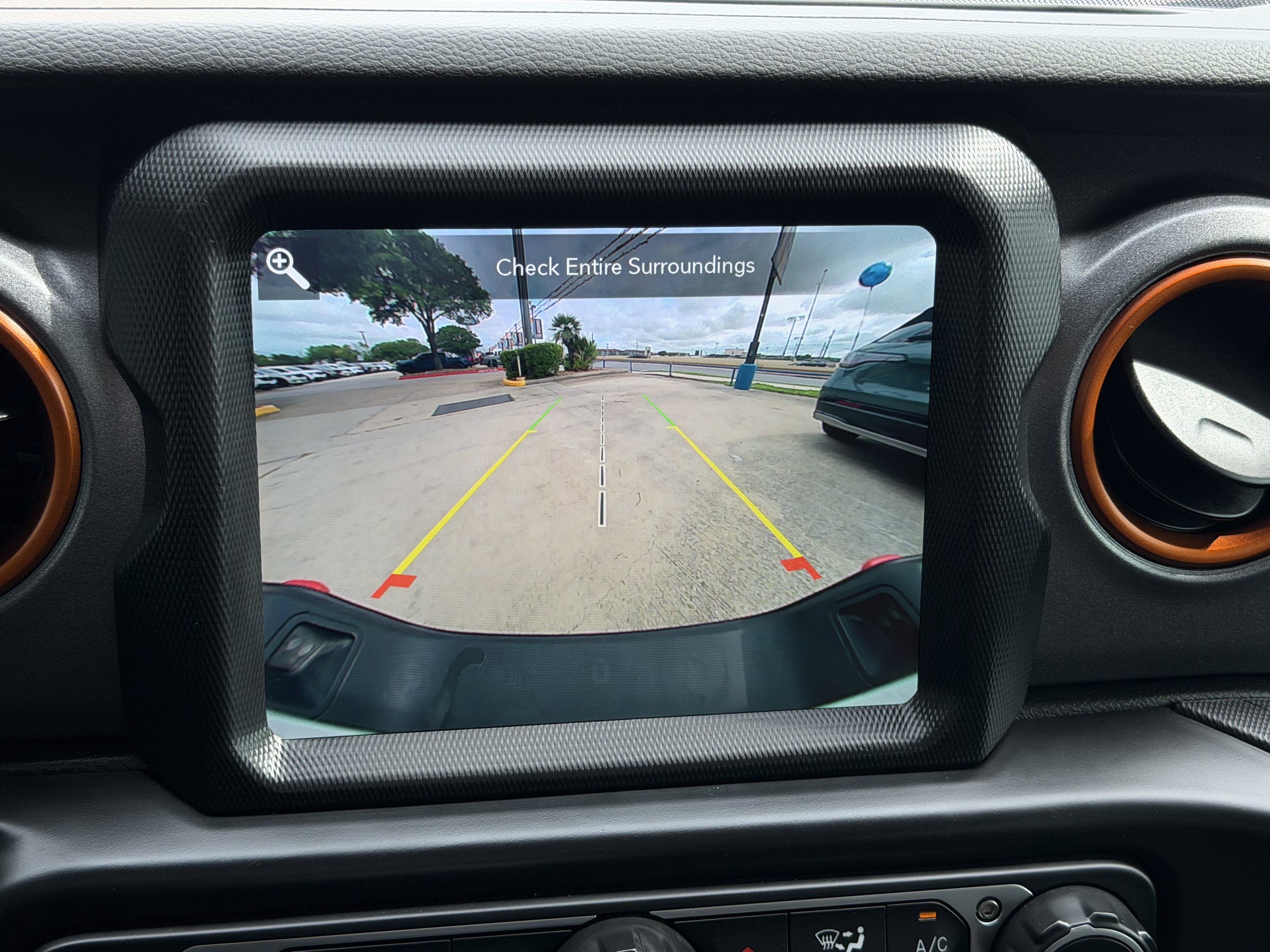 Used 2023 Jeep Gladiator Mojave w/ Trailer Tow Package AWD/4WD image 27