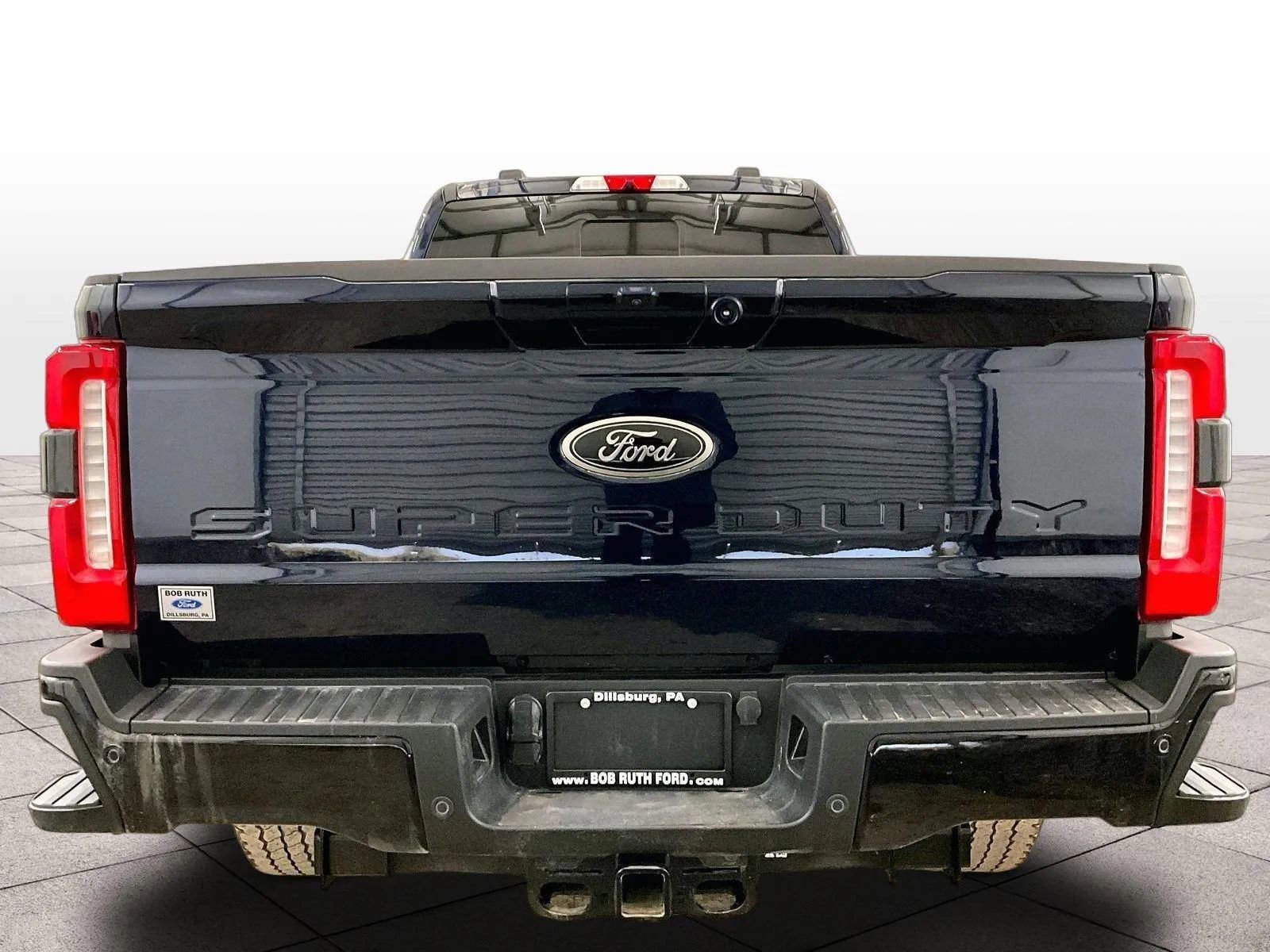 Certified 2025 Ford F250 Lariat w/ Lariat Ultimate Package AWD/4WD image 4