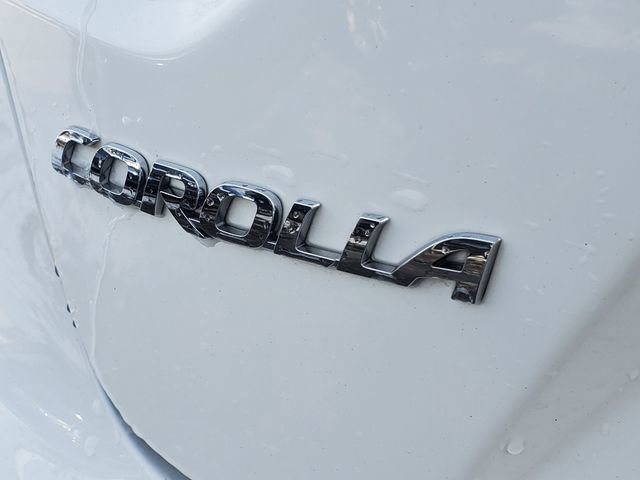 Used 2022 Toyota Corolla LE image 25