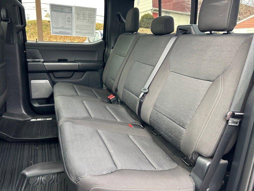 Certified 2022 Ford F150 XLT w/ Equipment Group 302A High image 10