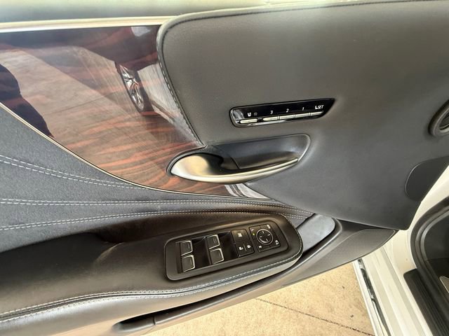 Used 2022 Lexus LS 500 AWD w/ Interior Upgrade Package image 11