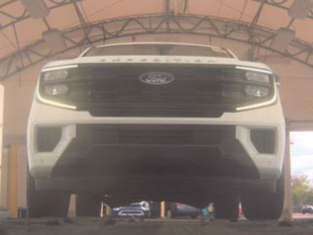 Certified 2025 Ford Expedition Active AWD/4WD video 2