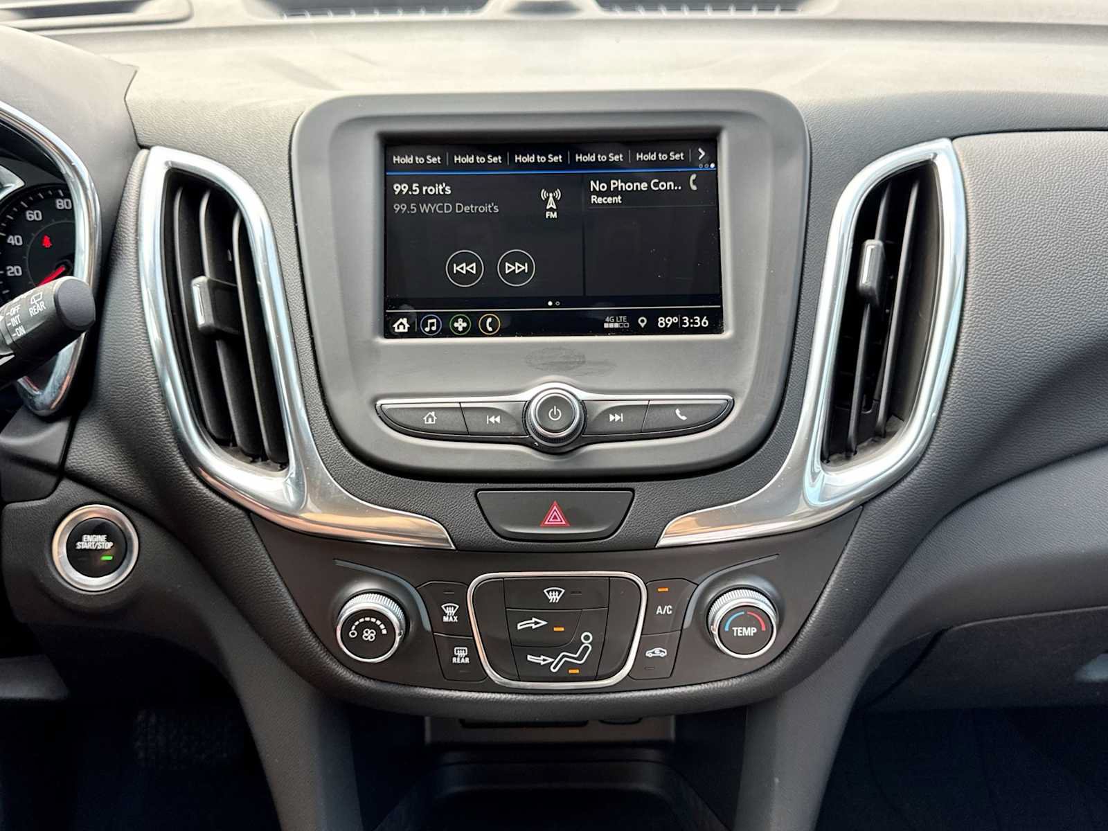 Used 2019 Chevrolet Equinox LT AWD/4WD image 26