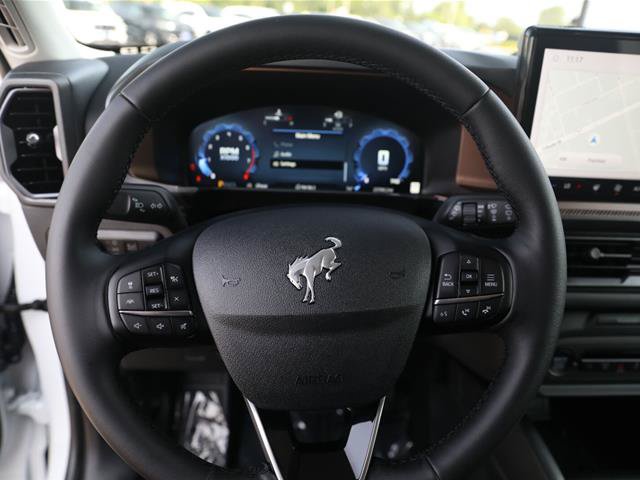 Certified 2025 Ford Bronco Sport Outer Banks w/ Outer Banks Tech Package+ AWD/4WD image 36