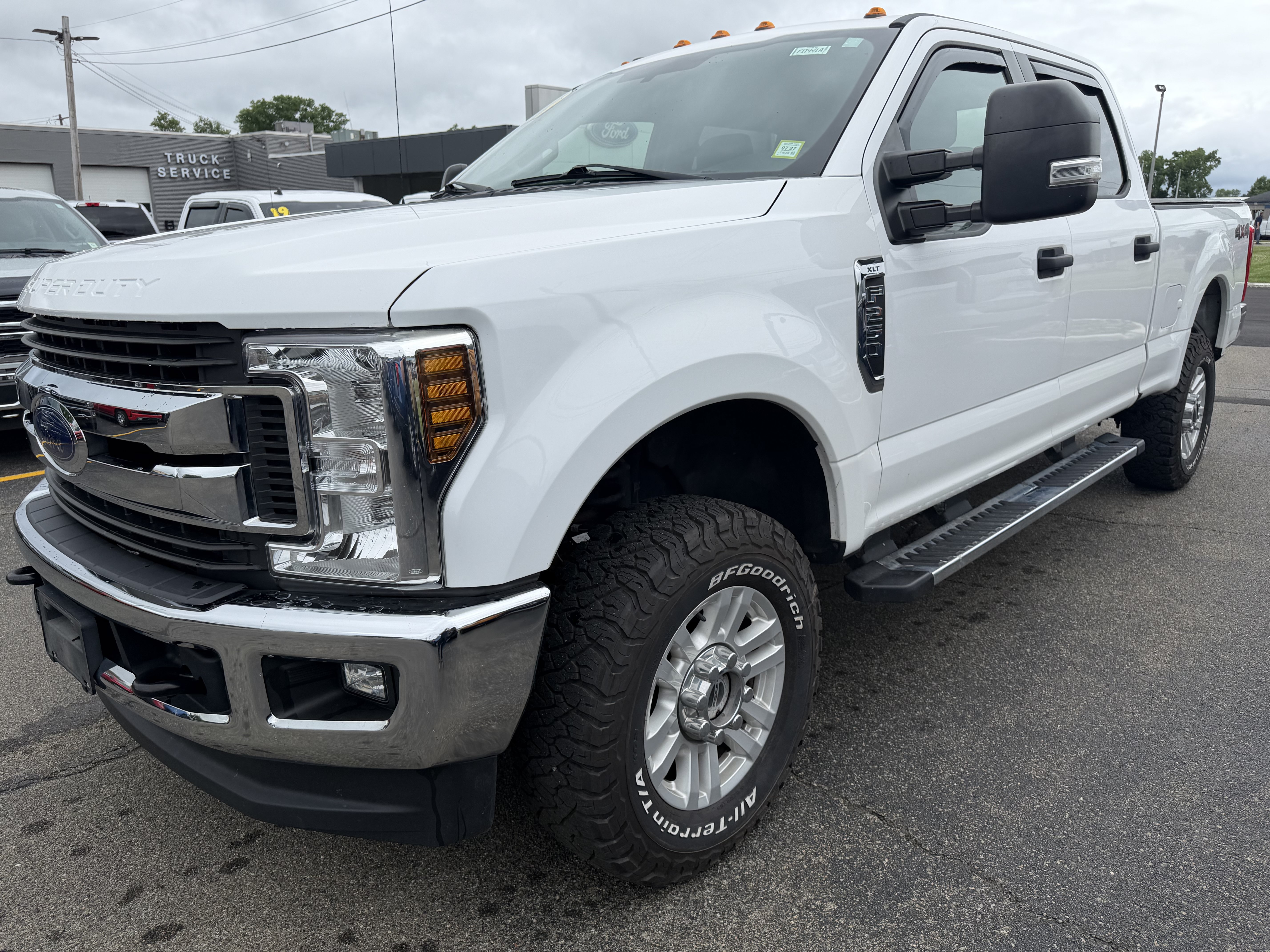 Certified 2019 Ford F250 XLT w/ XLT Value Package AWD/4WD image 4