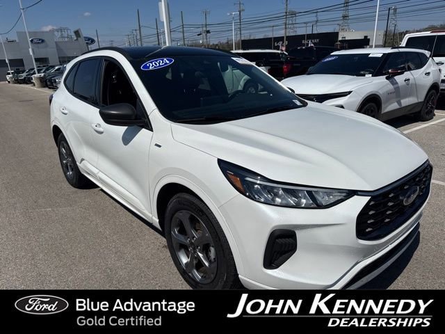 Certified 2024 Ford Escape ST-Line w/ Tech Pack #1 image 4