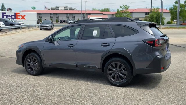Used 2025 Subaru Outback Onyx Edition w/ Popular Package #2 AWD/4WD image 7