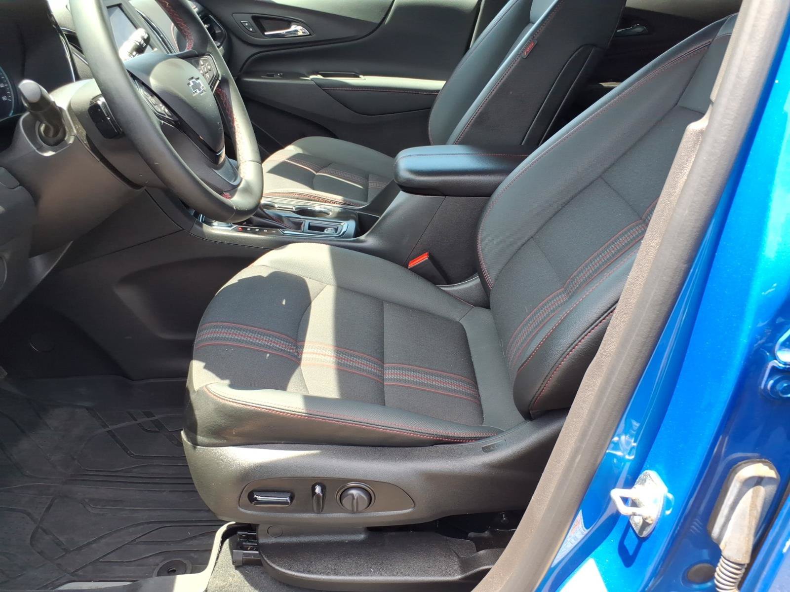 Used 2024 Chevrolet Equinox RS w/ LPO, Floor Liner Package AWD/4WD image 14