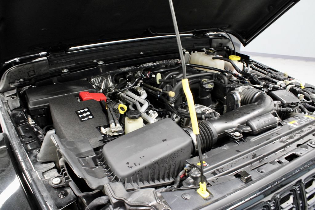 Used 2024 Jeep Gladiator Sport AWD/4WD image 18