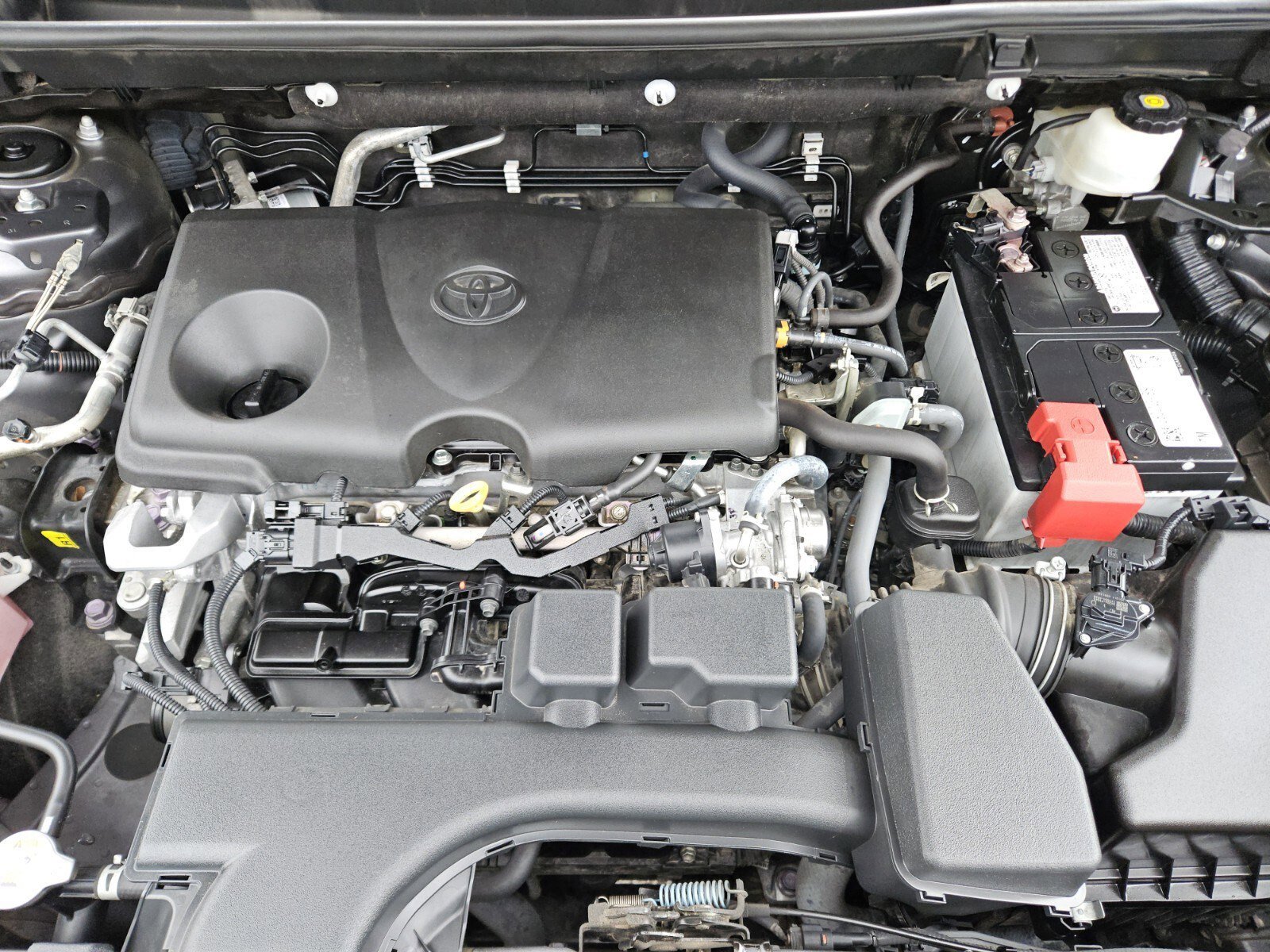 Used 2023 Toyota RAV4 XLE image 33