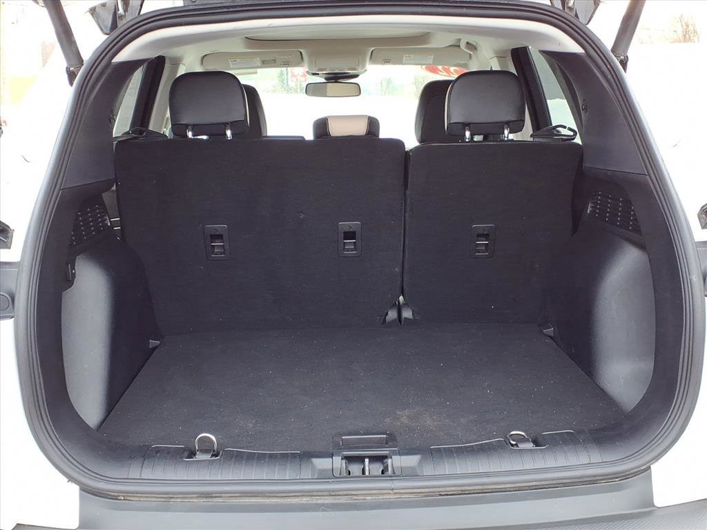 Certified 2022 Ford Escape Titanium w/ Class II Trailer Tow Package image 22