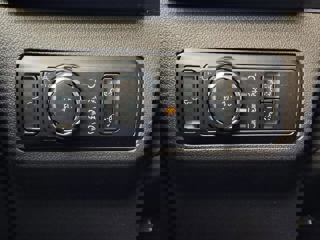 Certified 2024 Ford Escape Platinum image 20