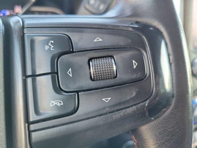 Used 2022 GMC Sierra 2500 AT4 w/ AT4 Premium Plus Package AWD/4WD image 21