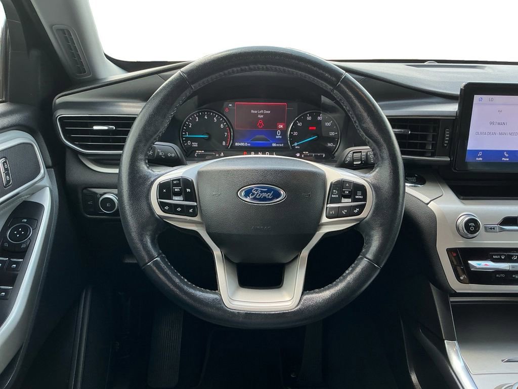 Certified 2022 Ford Explorer XLT w/ Equipment Group 202A RWD image 18