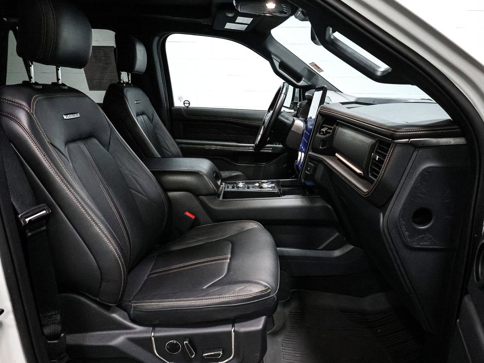 Certified 2024 Ford Expedition Max Platinum AWD/4WD image 25