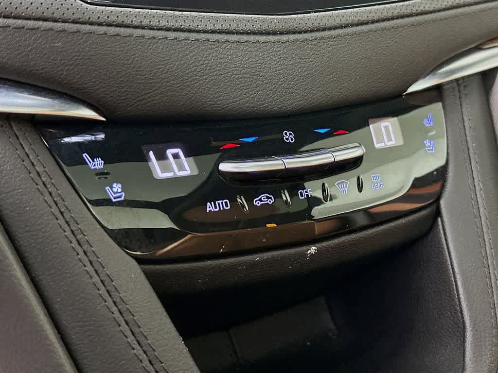 Used 2022 Cadillac XT5 Premium Luxury FWD image 18