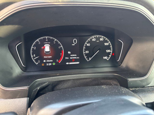 Used 2025 Honda Pilot TrailSport image 15