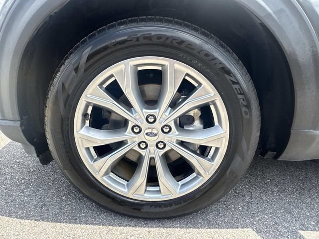 Certified 2020 Ford Explorer XLT w/ Equipment Group 202A RWD image 9
