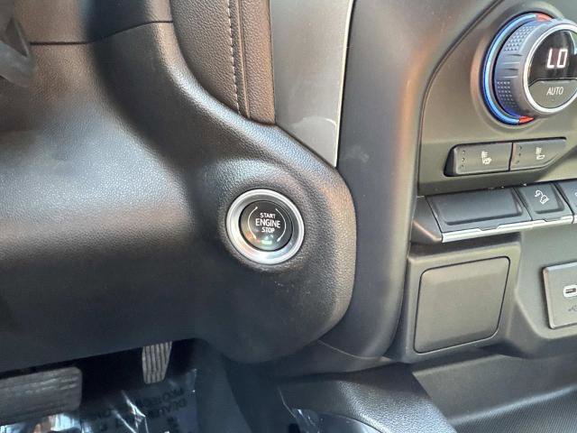 Used 2022 Chevrolet Silverado 1500 LT Trail Boss w/ LPO, Dark Essentials Package image 26