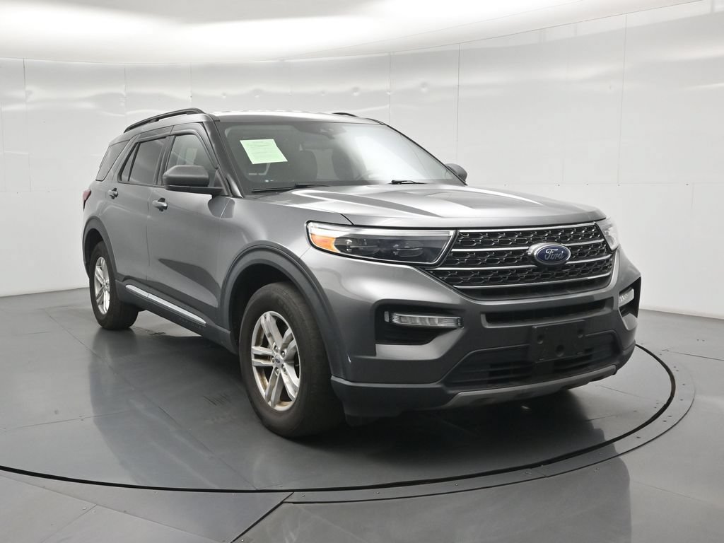 Certified 2021 Ford Explorer XLT w/ Equipment Group 202A AWD/4WD image 24
