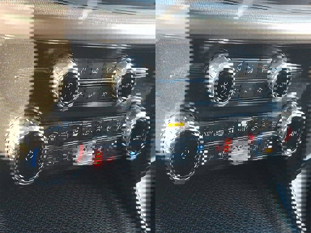 Certified 2023 Ford F150 Raptor w/ Raptor 37 Performance Package image 16