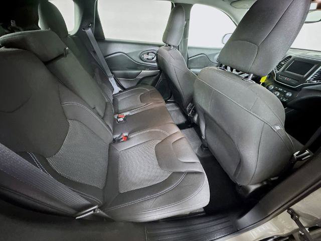 Used 2021 Jeep Cherokee Sport w/ Popular Appearance Group AWD/4WD image 25