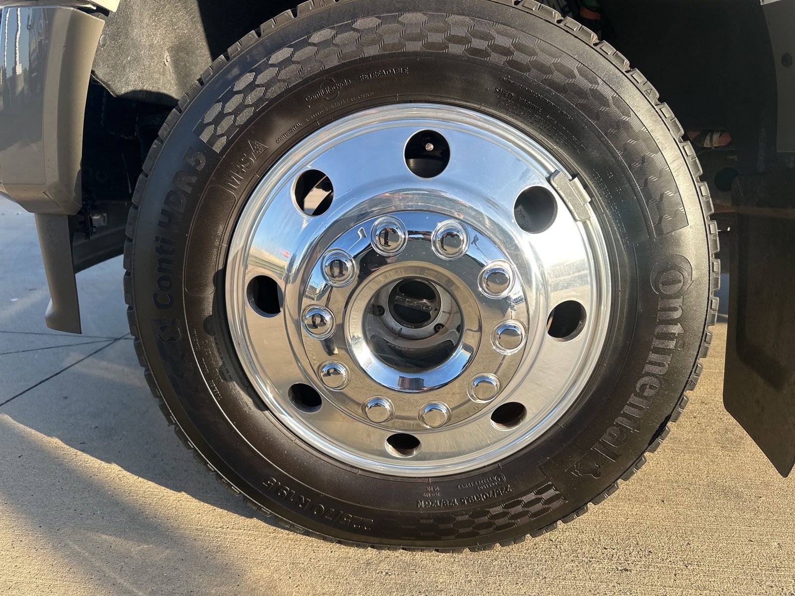 Certified 2026 Ford F450 King Ranch w/ FX4 Off-Road Package image 10