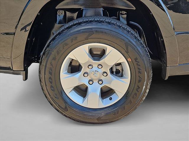 Used 2025 RAM 1500 Big Horn AWD/4WD image 23