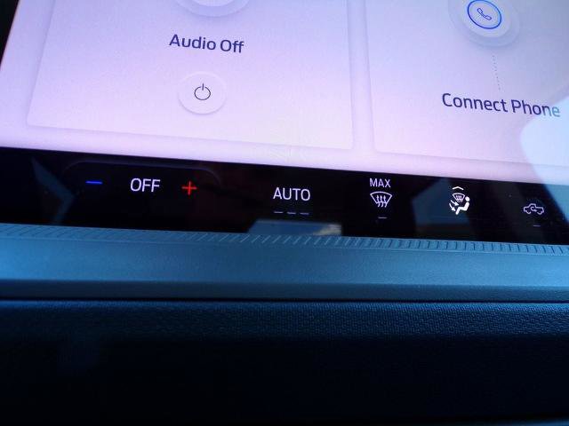 Certified 2025 Ford Maverick Lobo AWD/4WD image 21