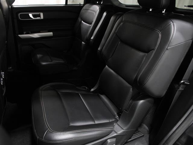 Certified 2021 Ford Explorer XLT w/ Equipment Group 202A image 20