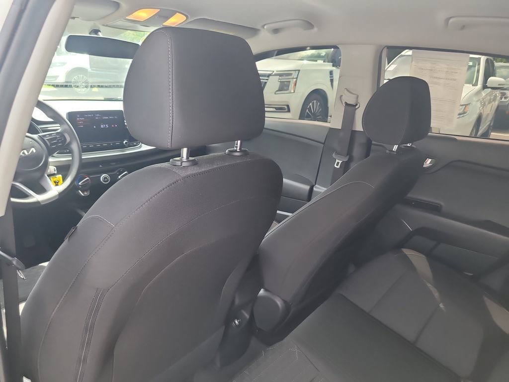 Used 2023 Kia Rio S FWD image 9