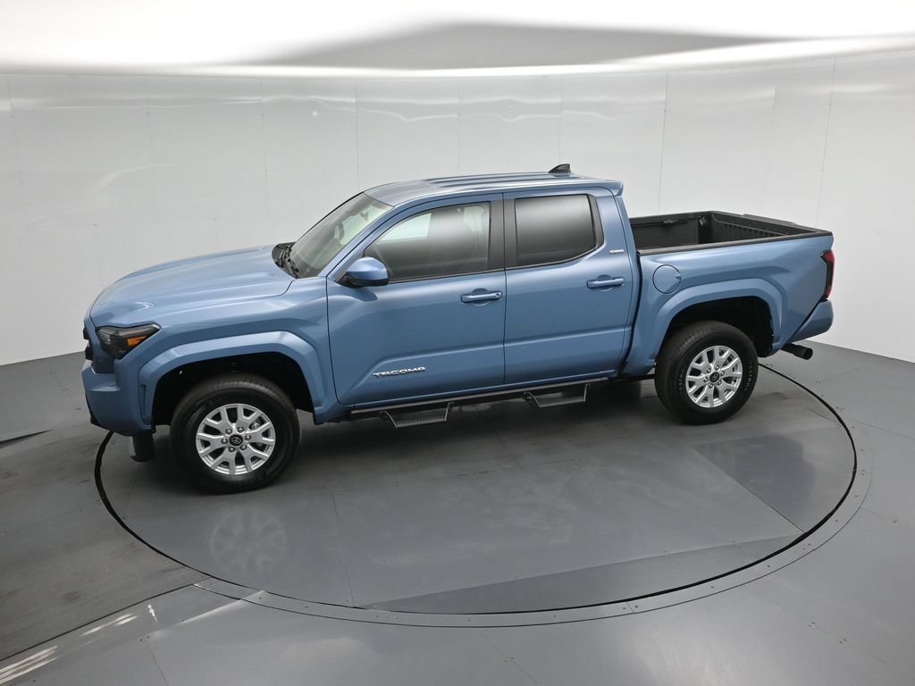 Used 2026 Toyota Tacoma SR5 AWD/4WD image 39