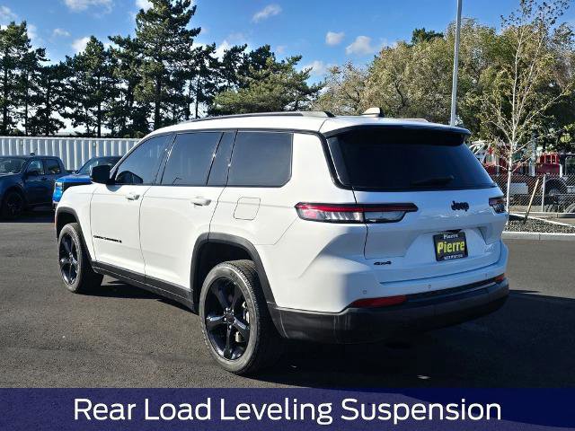 Used 2024 Jeep Grand Cherokee L Altitude AWD/4WD image 3