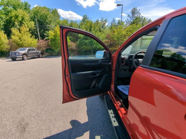 Certified 2024 Ford Ranger Raptor AWD/4WD image 13