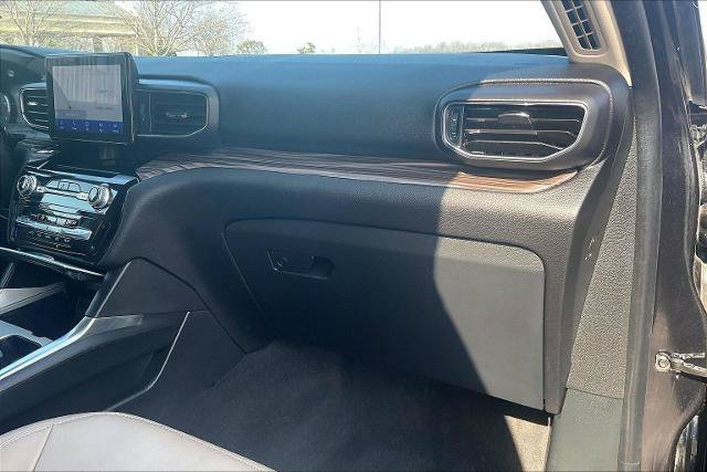 Certified 2023 Ford Explorer Limited AWD/4WD image 15
